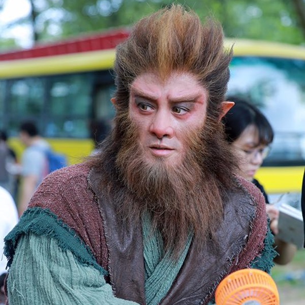 monkey_look_03.jpg
