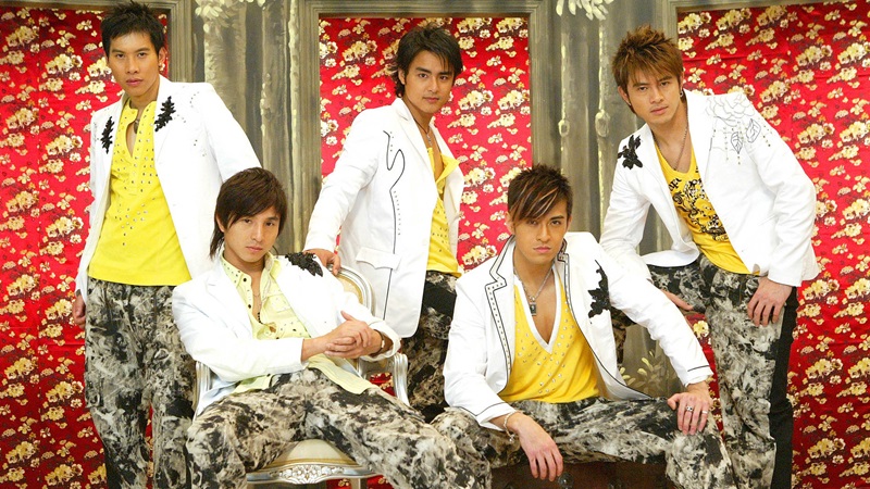 183gather_02.jpg 183gather_02.jpg