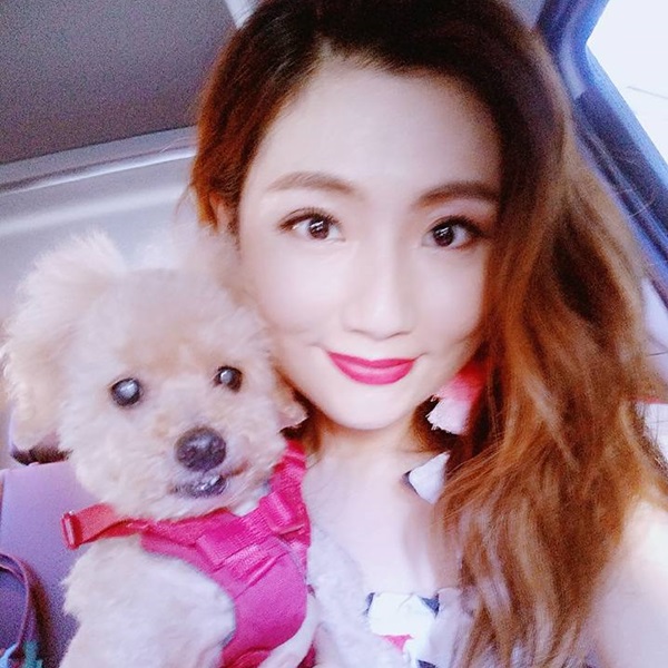 pinky_die_01.jpg pinky_die_01.jpg