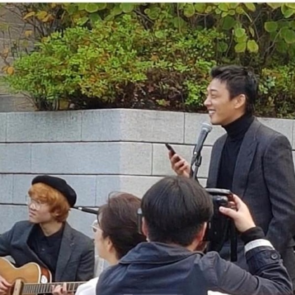 liuyaren_01.jpg liuyaren_01.jpg