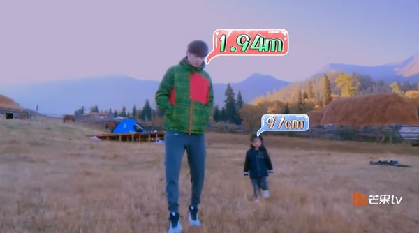 ALaLei_02.jpg ALaLei_02.jpg