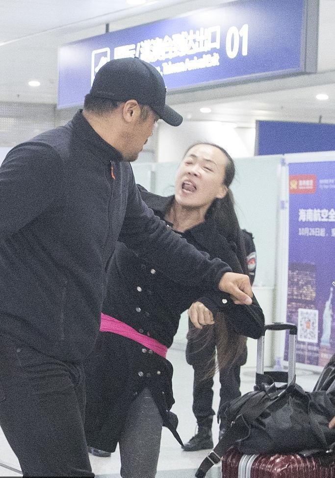 leehom_002.jpg leehom_002.jpg