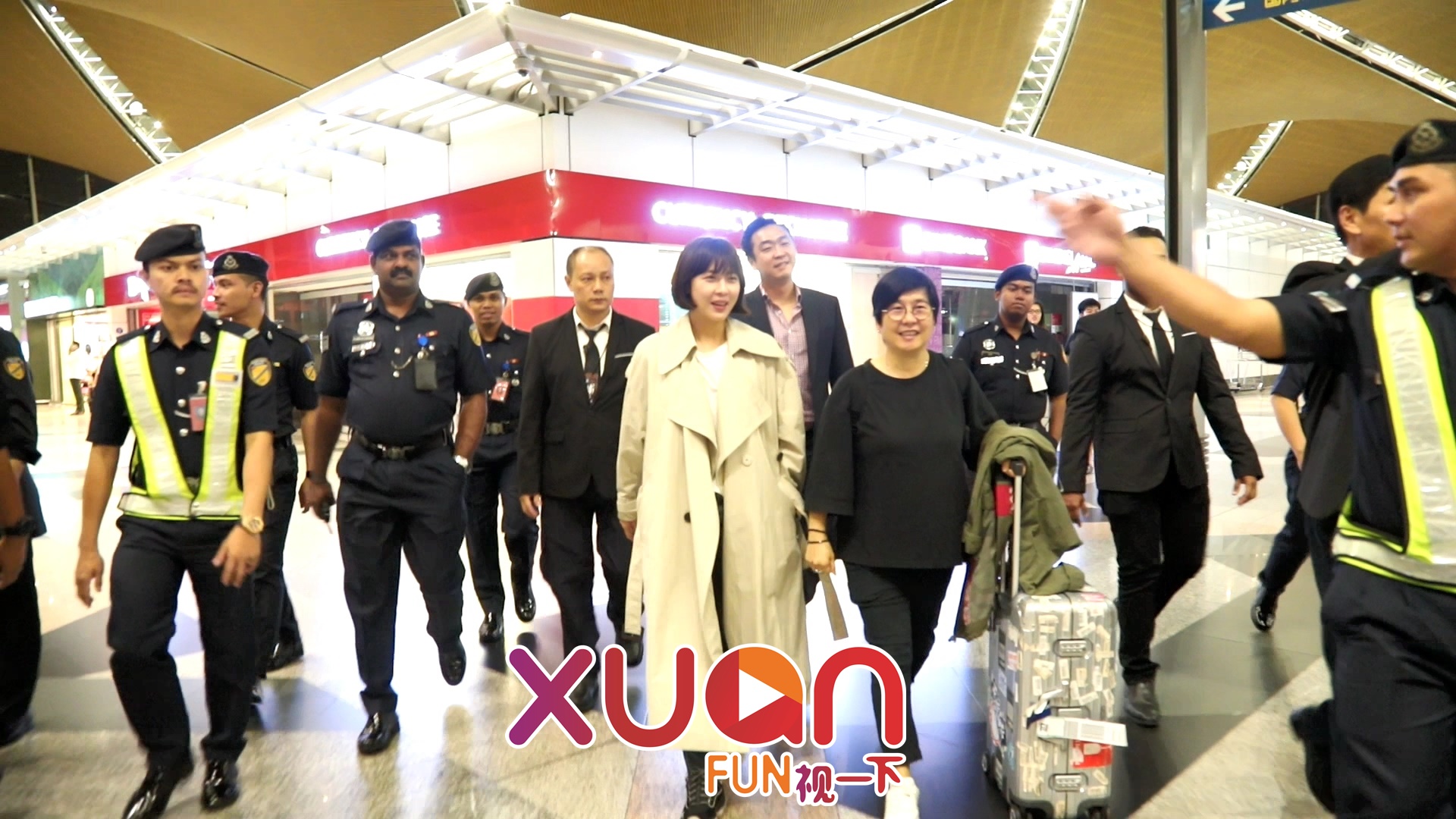 0S1A5868-MOV_20171115_021725-369.jpg 0S1A5868-MOV_20171115_021725-369.jpg