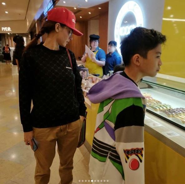 NicS_04.jpg NicS_04.jpg