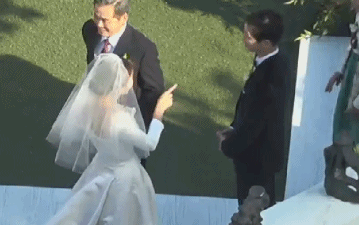 cp_wedding_03.gif