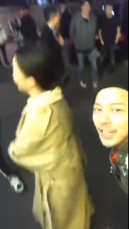 gd_ins_00.jpg