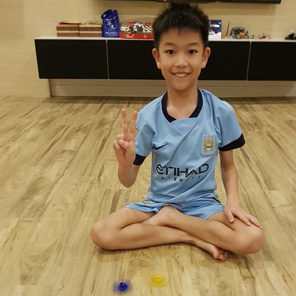 myfm_boy_02.jpg myfm_boy_02.jpg