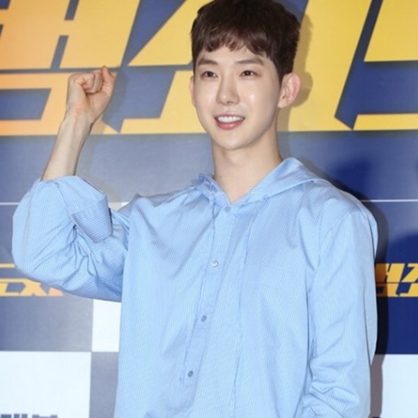 2am_leave_02.jpg 2am_leave_02.jpg