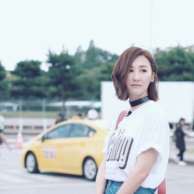 girl21.jpg