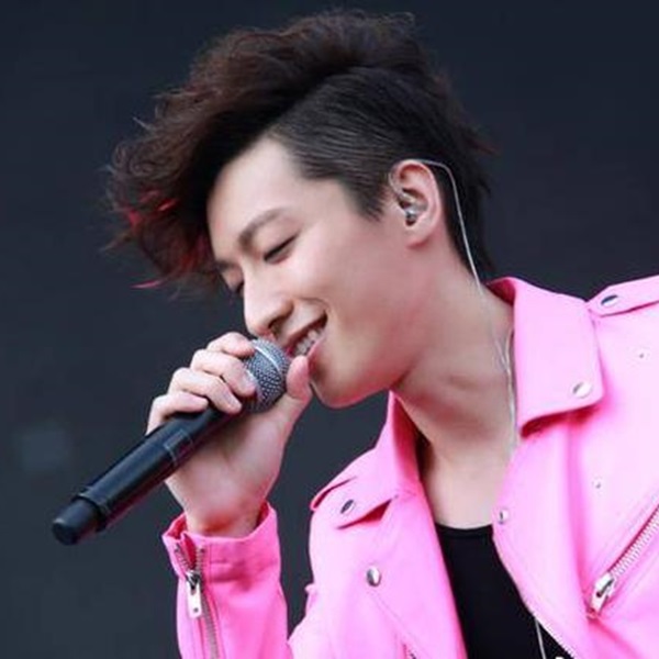 qiaorenliang_02.jpg