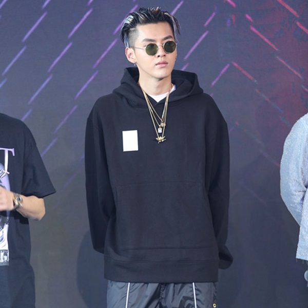 wuyifan_01.jpg wuyifan_01.jpg