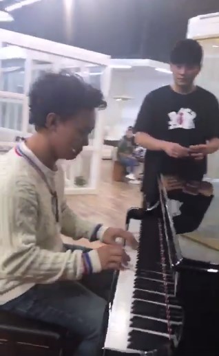 Screenshot_1.jpg Screenshot_1.jpg