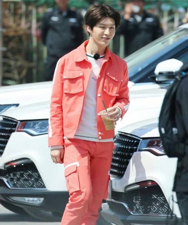 grp_02.jpg grp_02.jpg