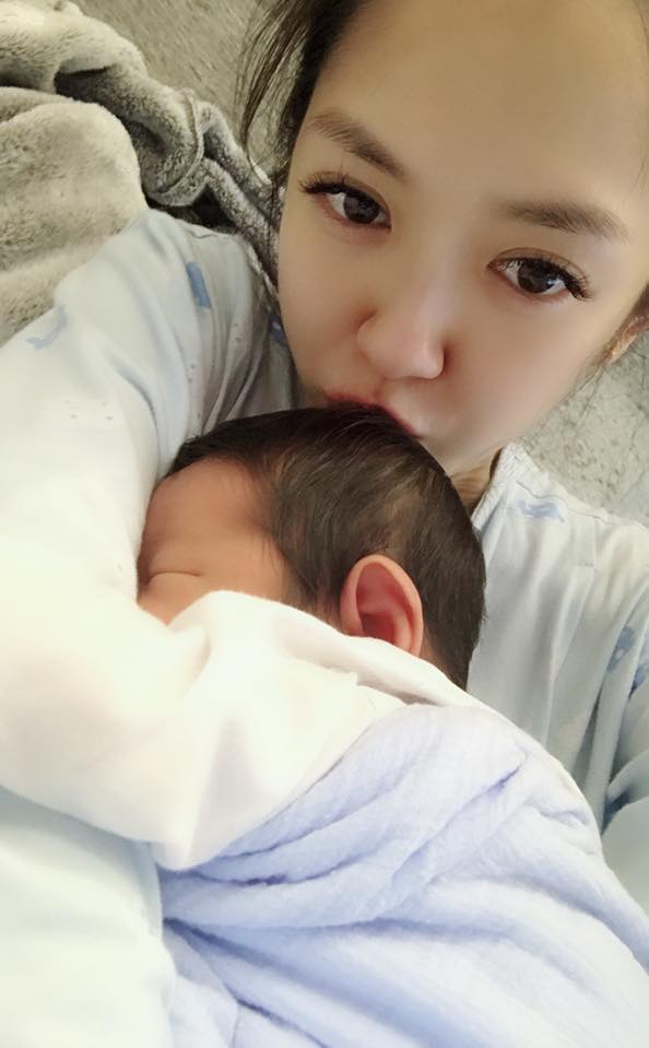 Yang_07.jpg Yang_07.jpg