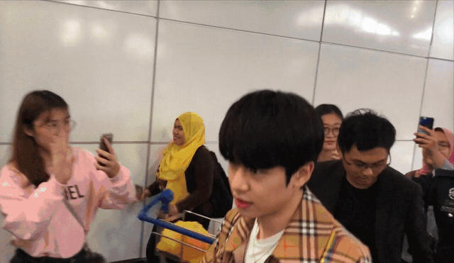 1525002048498.gif