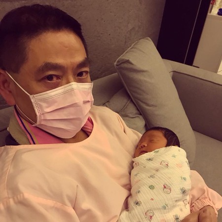 Yang_04.jpg Yang_04.jpg