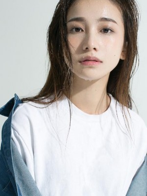 Yan_04.jpg Yan_04.jpg