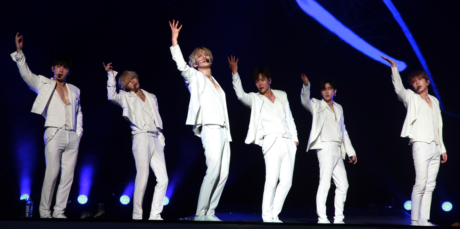 MONSTAX-2.JPG