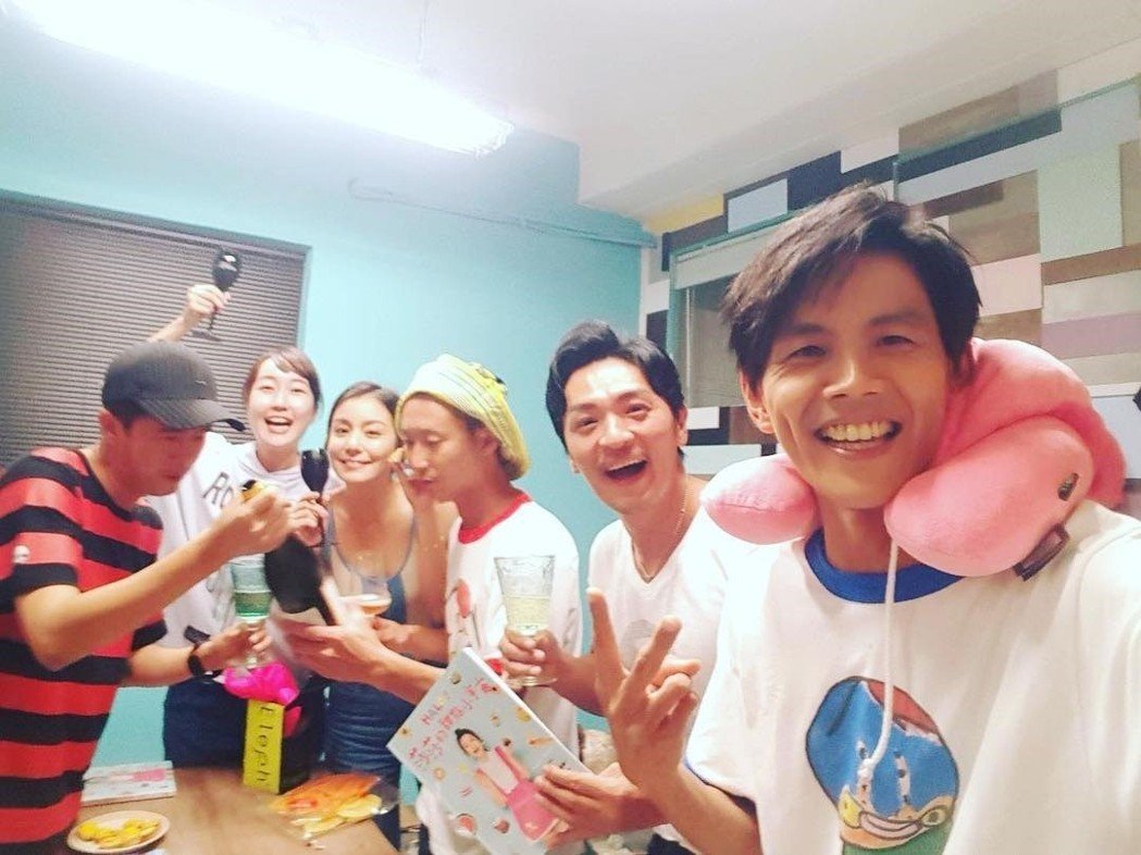 ShiShang_02.jpg ShiShang_02.jpg