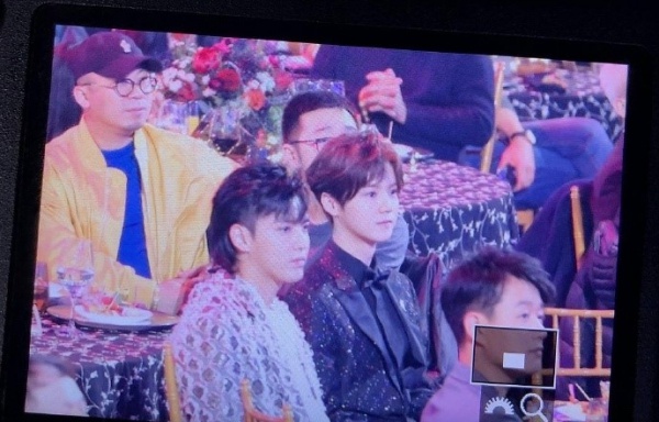 chat_03.jpg chat_03.jpg