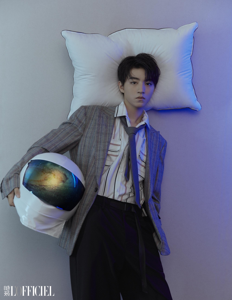 ePY1-hqackac5563249.jpg ePY1-hqackac5563249.jpg