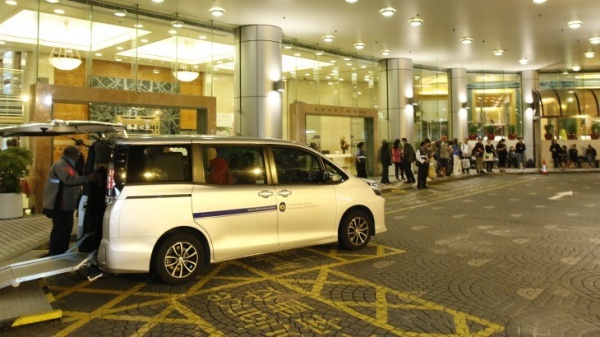 zhang_02.jpg zhang_02.jpg