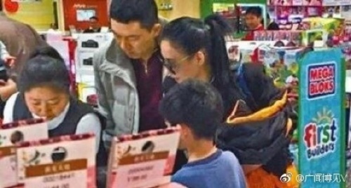 zhang_06.jpg zhang_06.jpg