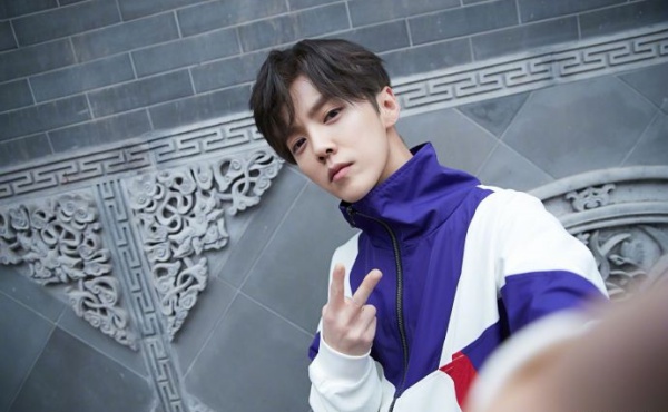 chat_01.jpg chat_01.jpg