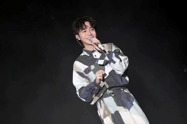 sing_04.jpg sing_04.jpg