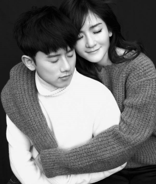 dress_01.jpg dress_01.jpg