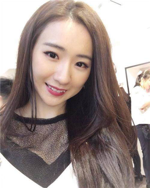 f4bbbd59-16eb-4052-96bf-5ade9a70a94a.jpg f4bbbd59-16eb-4052-96bf-5ade9a70a94a.jpg