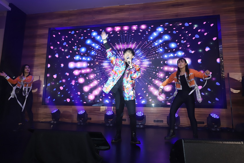 TGC-Xmas-Party-Performance-(4).JPG TGC-Xmas-Party-Performance-(4).JPG