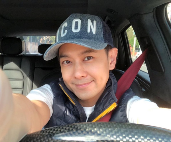 jimmy_03.jpg jimmy_03.jpg