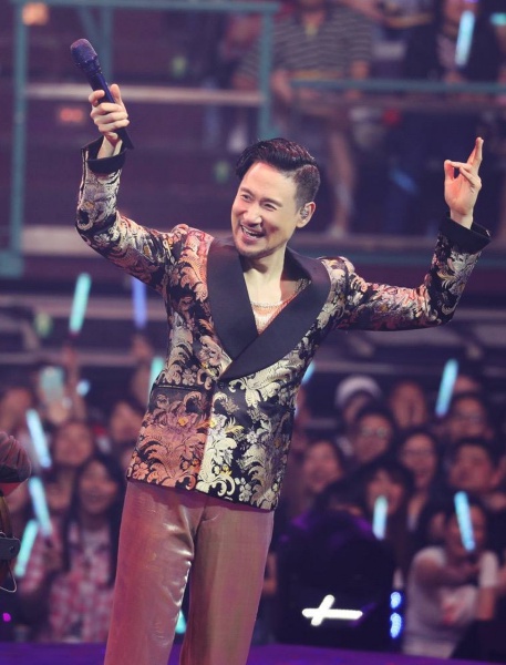 jacky_05.jpg jacky_05.jpg