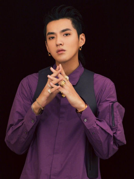 chat_02.jpg chat_02.jpg