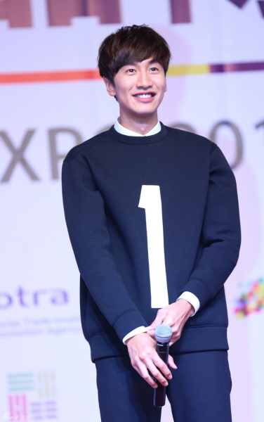 date_04.jpg date_04.jpg