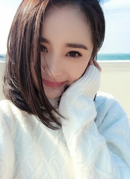 yangmi_06.jpg yangmi_06.jpg
