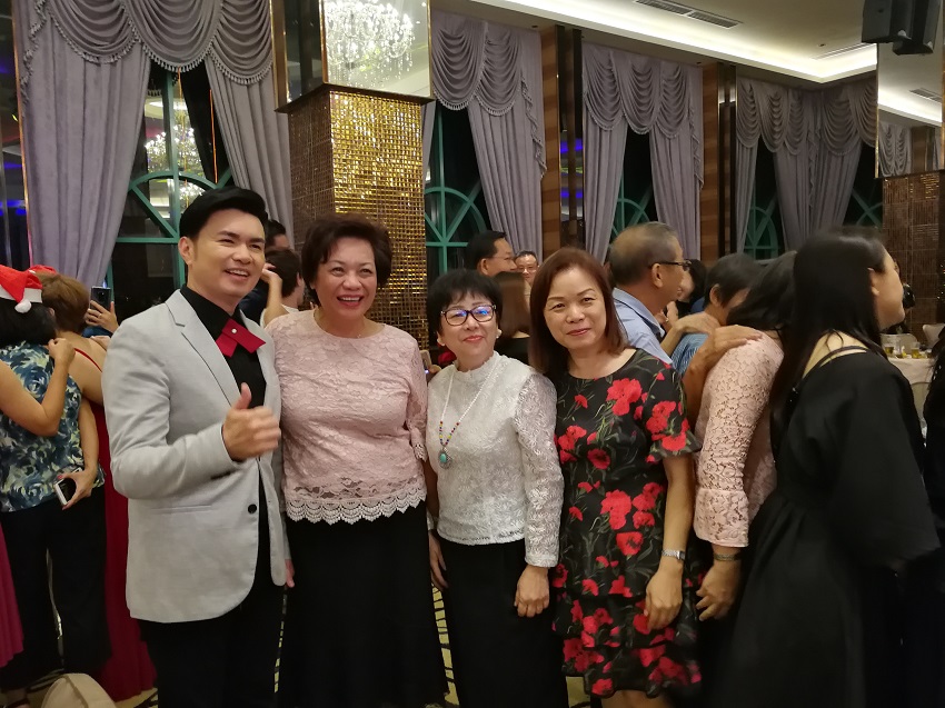 TGC-Xmas-Party-Engagement-(10).jpg TGC-Xmas-Party-Engagement-(10).jpg