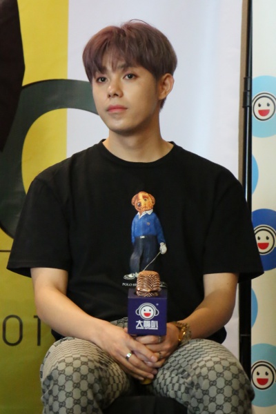 masc_09.JPG masc_09.JPG