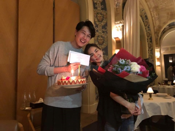 ella_03.jpg ella_03.jpg