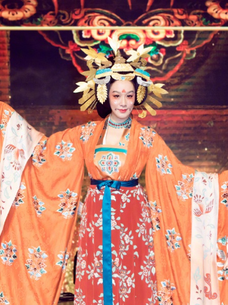 christy_05.jpg christy_05.jpg