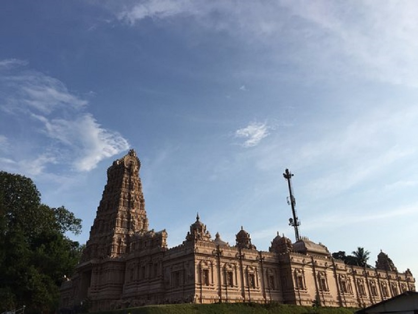sri-shakti-temple-kuala-selangor-(trip-advisor).jpg