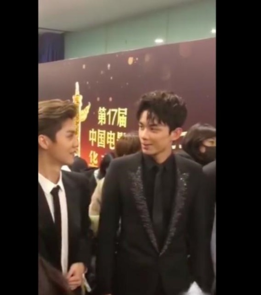 bulb_05.jpg bulb_05.jpg