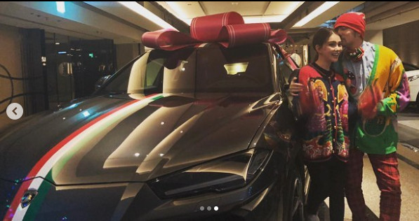 jay_04.jpg jay_04.jpg