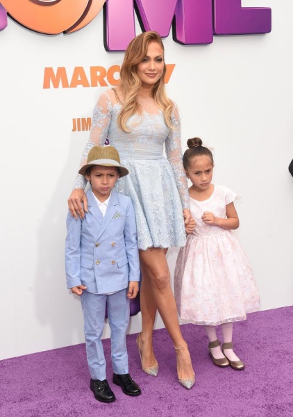 jlo_06.jpg jlo_06.jpg