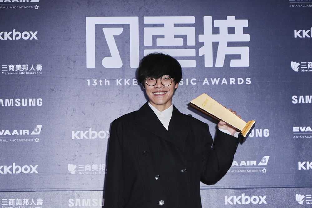 KKNS2651-1.jpg KKNS2651-1.jpg