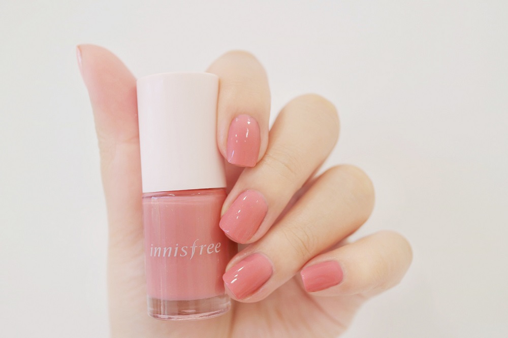 innisfree-Real-Color-Nail-101-Cut.jpg