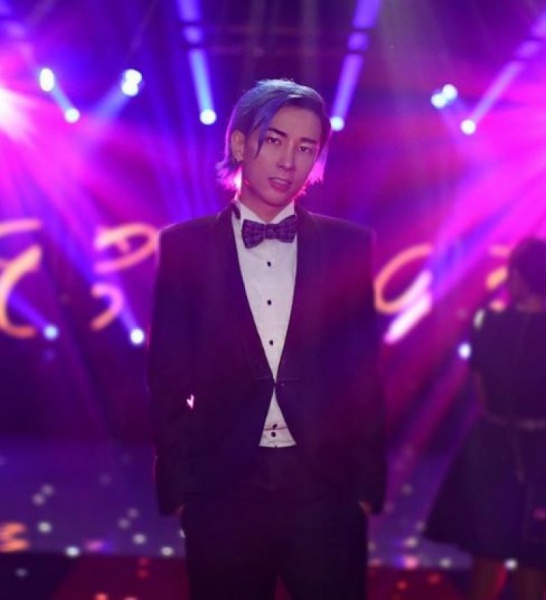 tux_04.jpg tux_04.jpg