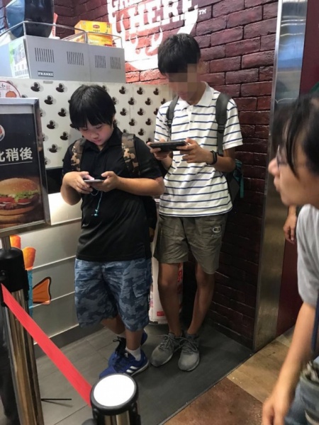 bin_05.jpg bin_05.jpg