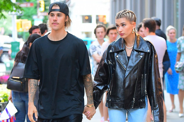 justin-bieber-hailey-baldwin-matching.jpg